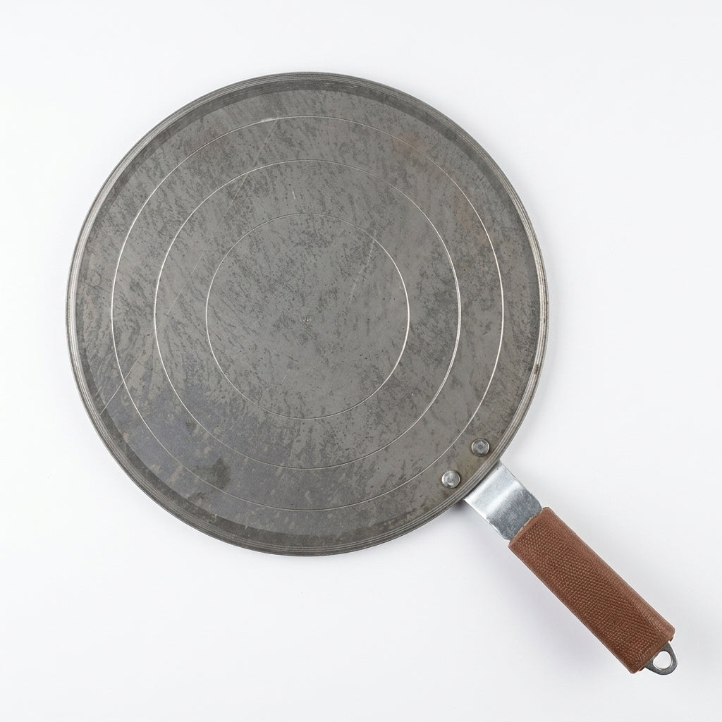 Iron Tawa with Wooden Handle